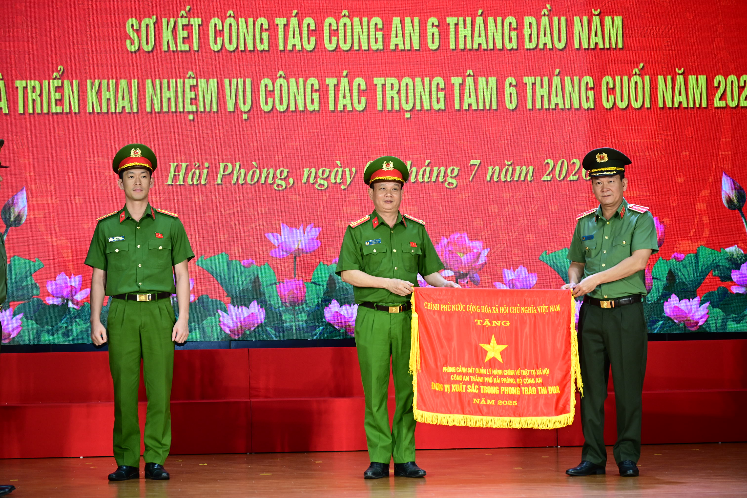 Công an thành phố triển khai nhiệm vụ công tác Công an 6 tháng cuối năm 2026
